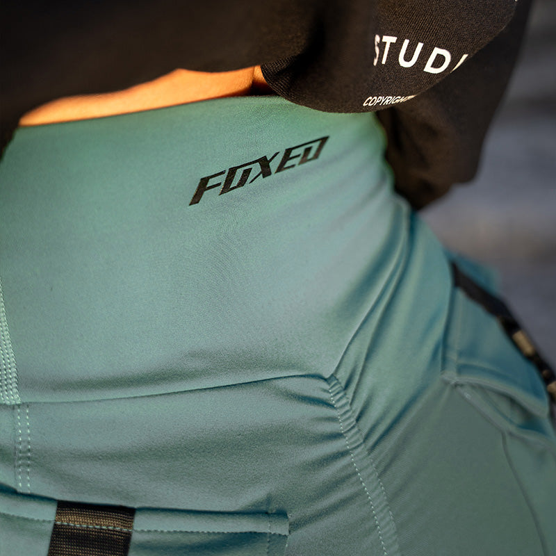 FOXED® CARGO SHORTS BACK POCKET PETROL GREEN