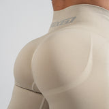 FOXED® ALPHA SCRUNCH SEAMLESS LEGGINGS SAND