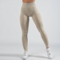 FOXED® ALPHA SCRUNCH SEAMLESS LEGGINGS SAND