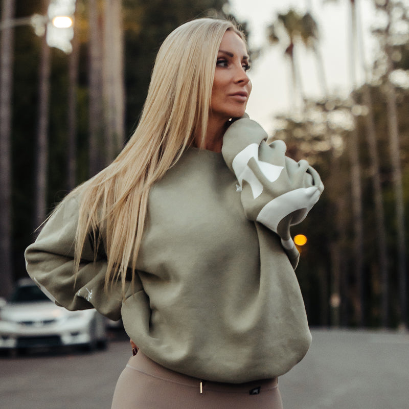 FOXED® STATEMENT OVERSIZE SWEATER MATCHA LATTE