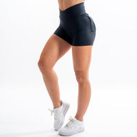 FOXED® CARGO 2-POCKET SHORTS ALL BLACK