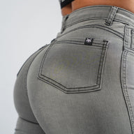 FOXED® HIGH-WAISTED JEANS GREY