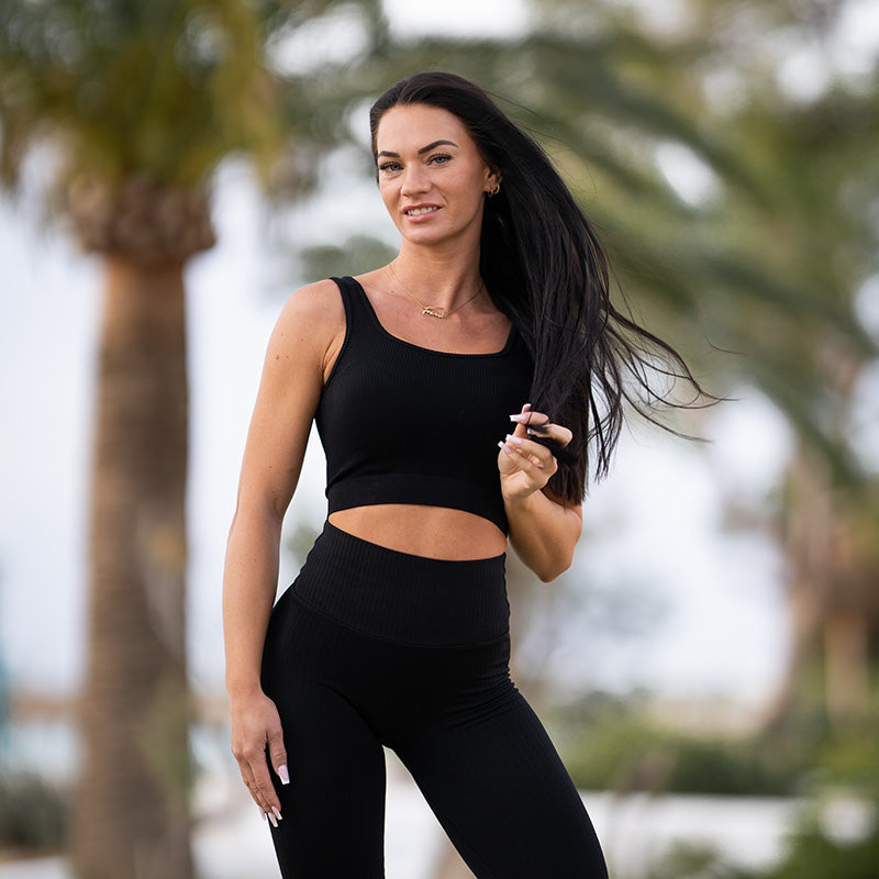 FOXED® OPHELIA RIBBED SEAMLESS TANK TOP BLACK